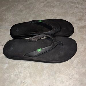 Sanuk Black Flip Flops with Green Logo Tag
